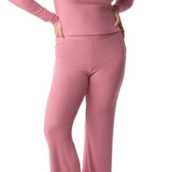 GAP Pink Pajama Set - Picture 9 of 9